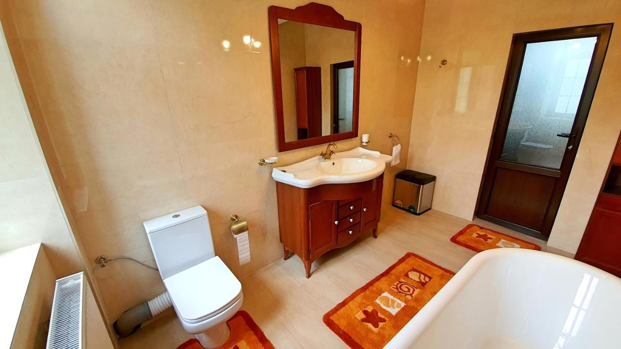 Zur Krone Aparthotel Widdershausen Екстериор снимка