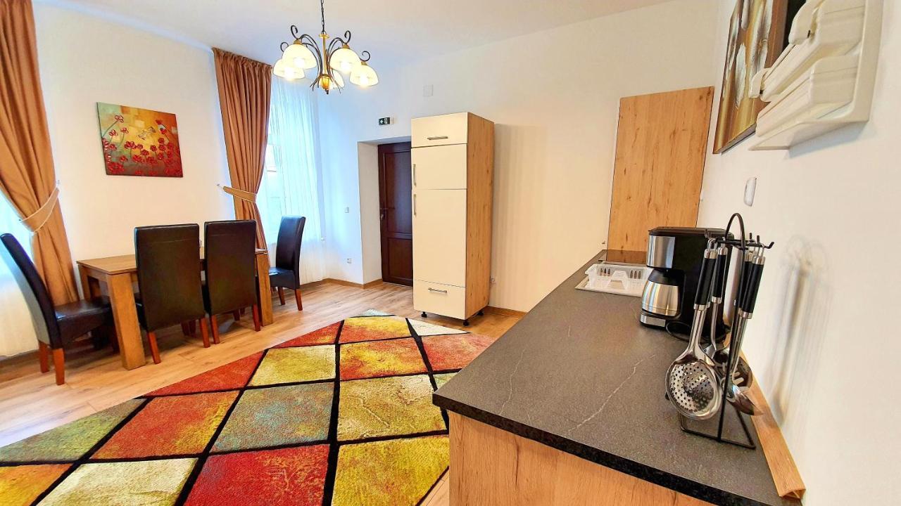 Zur Krone Aparthotel Widdershausen Екстериор снимка