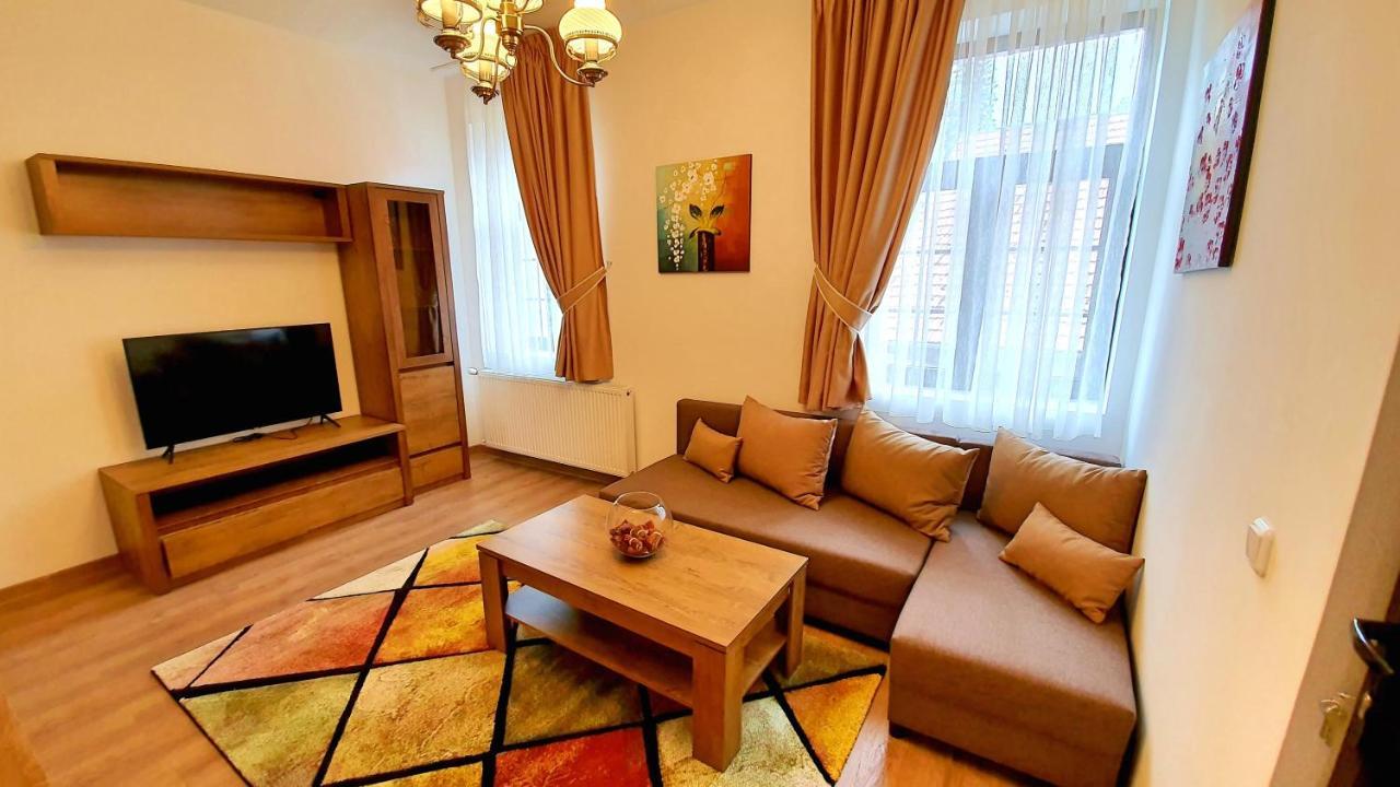 Zur Krone Aparthotel Widdershausen Екстериор снимка